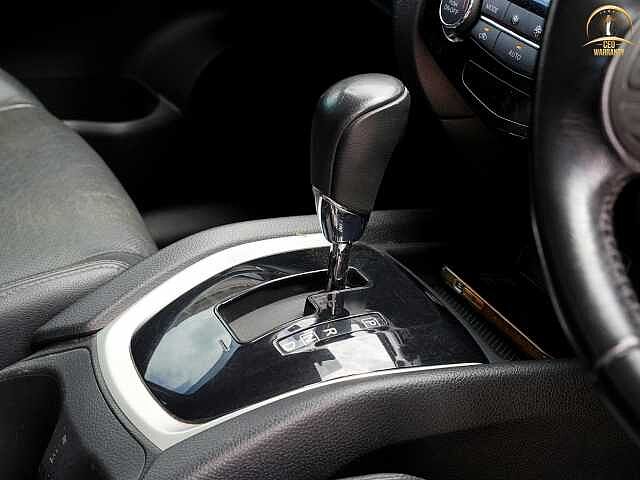 Nissan X-Trail 2.0 V 4WD 6 กว 8754