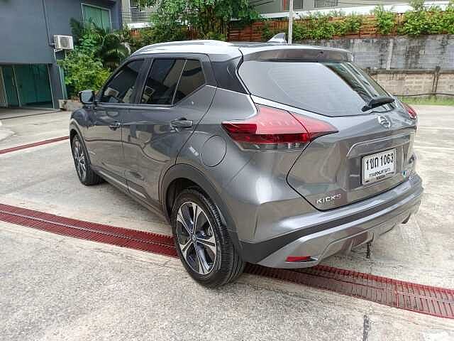 Nissan Kicks V