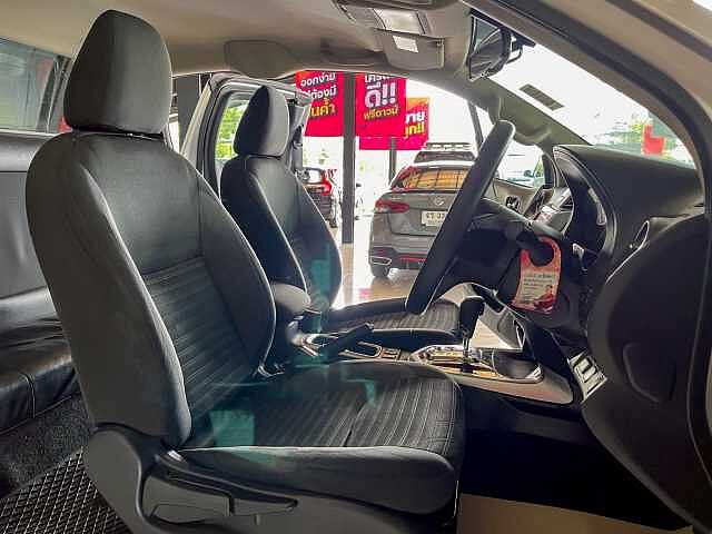 Nissan Navara Cab 2.3E carlibre