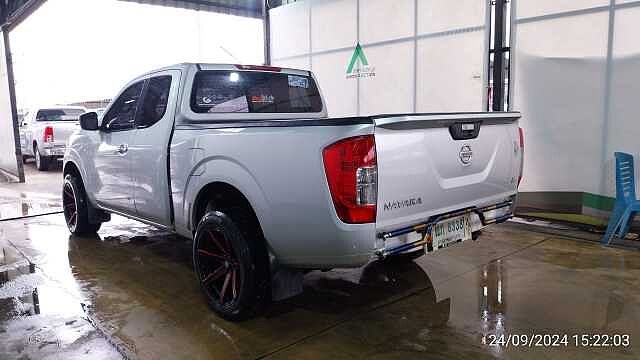 Nissan NP300 Cab E Man 6sp RWD 2.5DCT